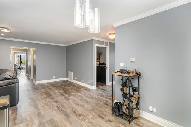 $269,000 | 9148 Clairmont Court, Unit 9148, Orland Park, IL 60462