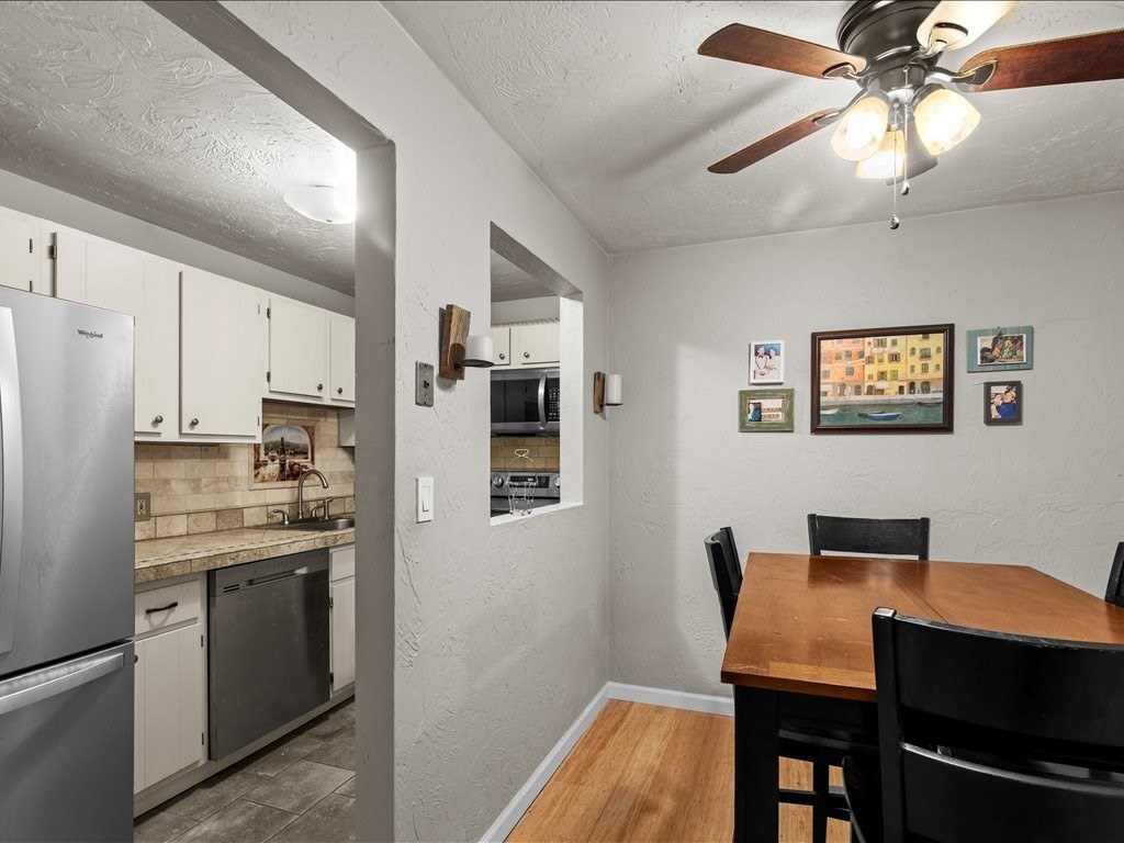 21 Erick Road, Unit 32 Mansfield, MA 02048 - Photo 7 of 20