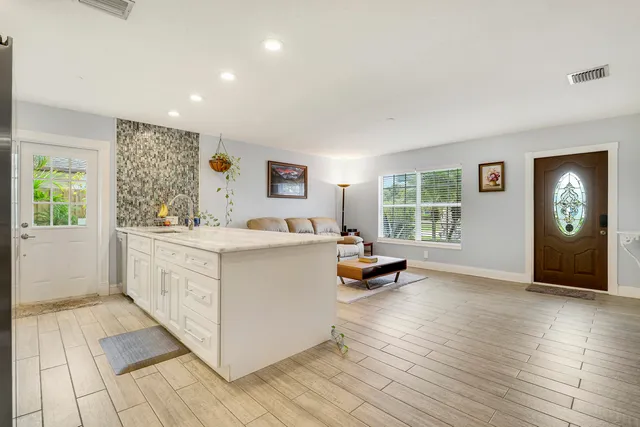 $629,900 | 503 North Perry Avenue, Jupiter, FL 33458