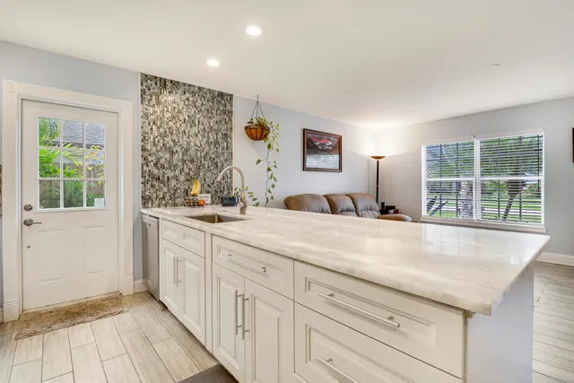 $629,900 | 503 North Perry Avenue, Jupiter, FL 33458