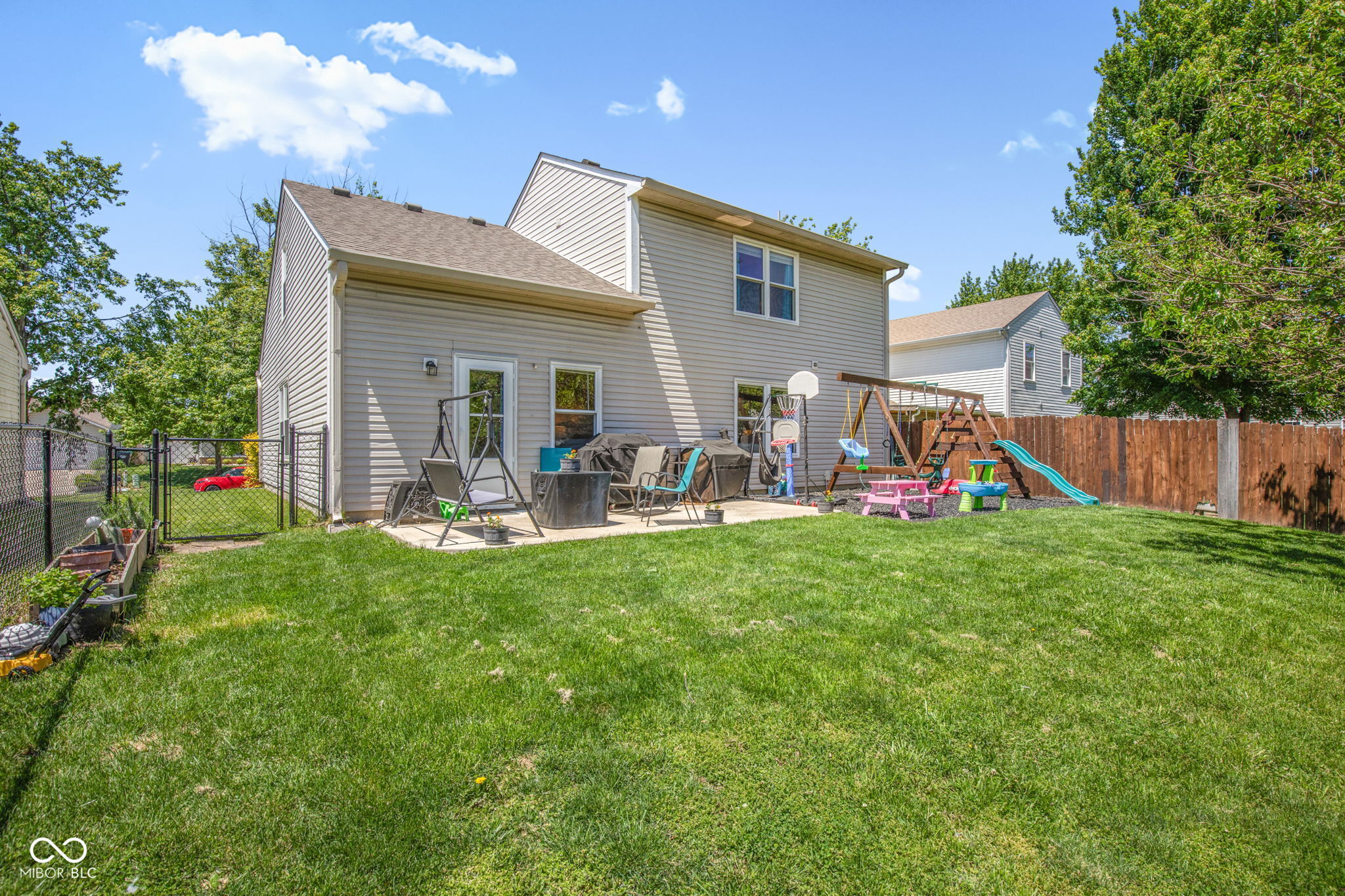1425 Green Spring Way Greenwood, IN 46143 - Photo 5 of 60