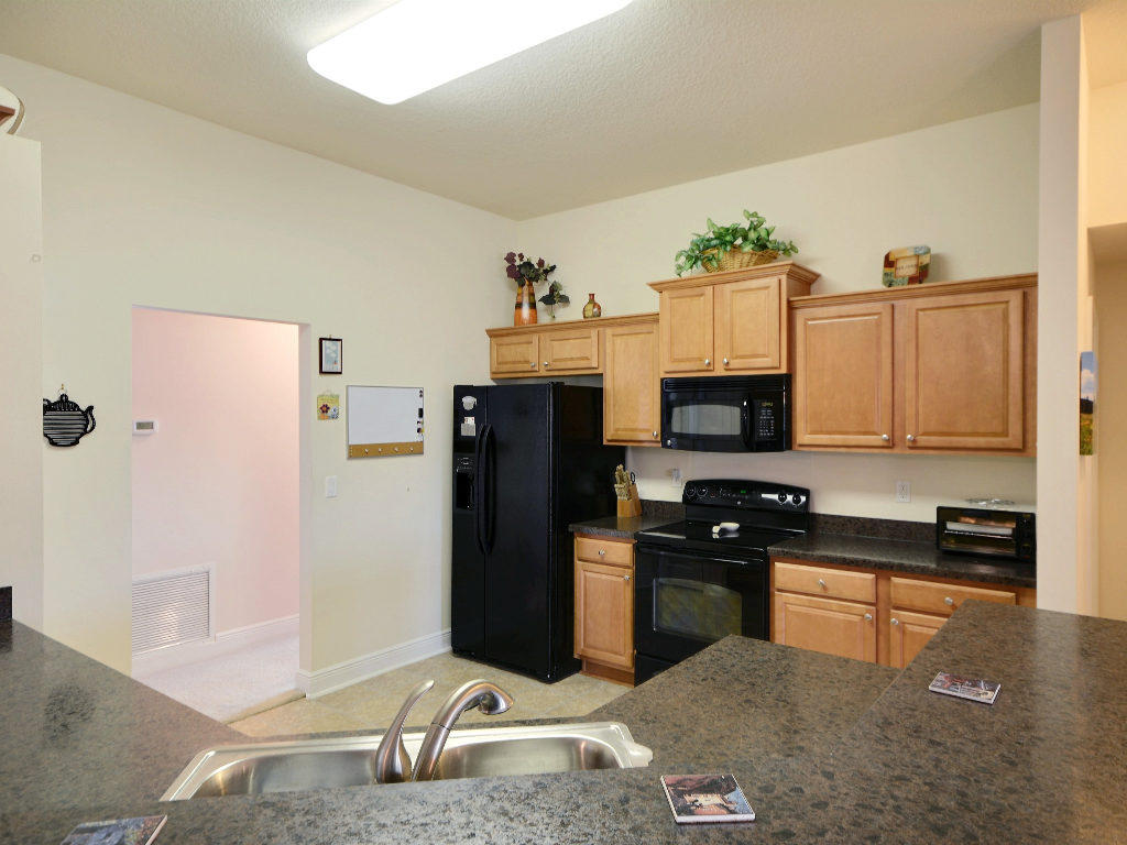4309 Southwest Jarmer Road Port St. Lucie, FL 34953 - Photo 10 of 38 _10
