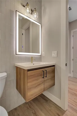 a close view of sink