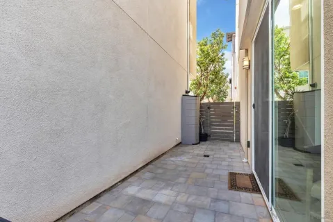 a view of a pathway of a house