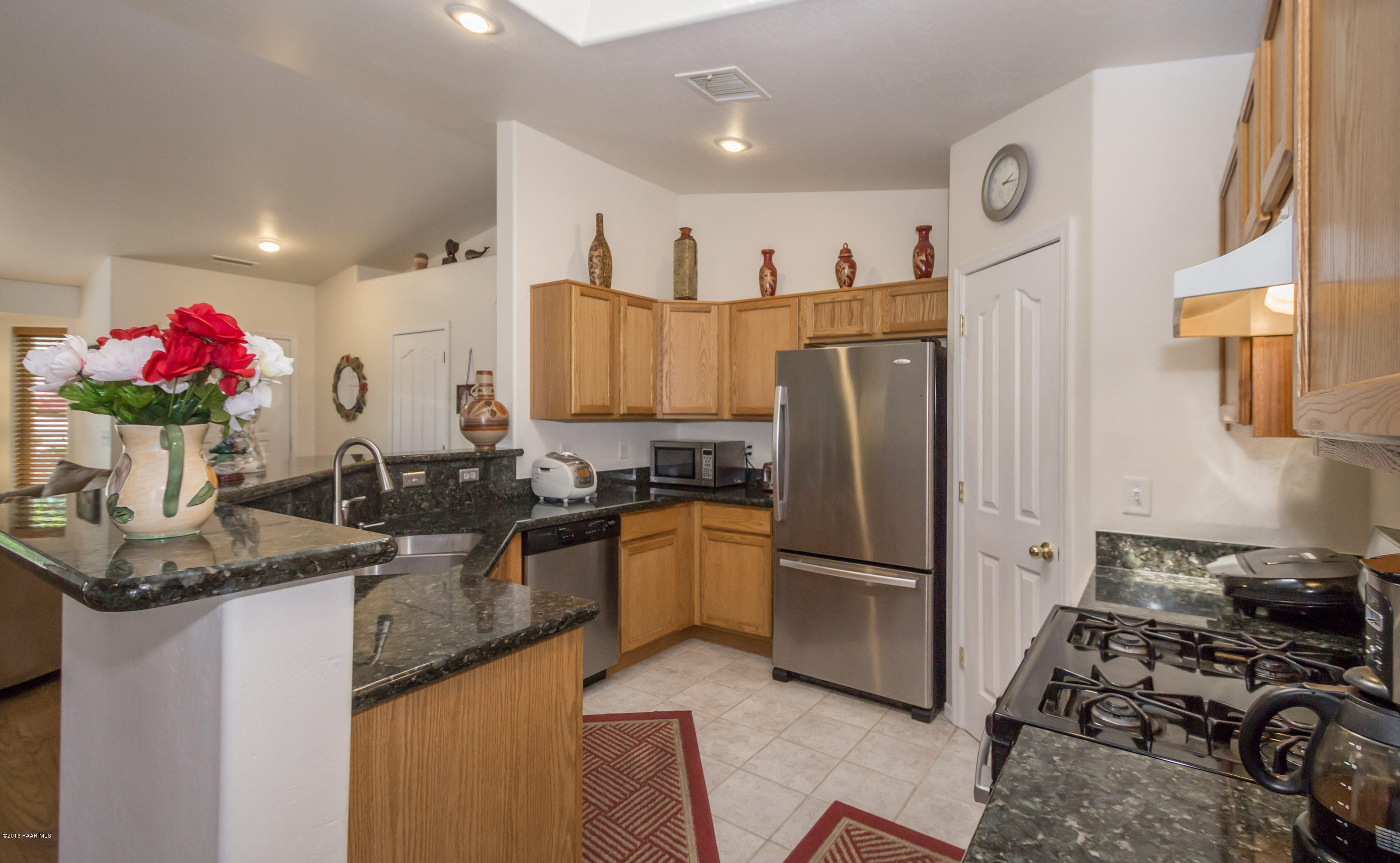 5115 North Long Rifle Road Prescott Valley, AZ 86314 - Photo 5 of 16 Kitchen