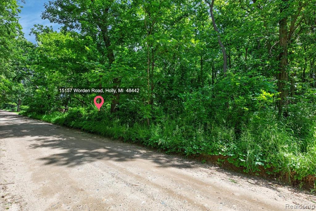 15157 Worden Road Holly, MI 48442 - Photo 2 of 22