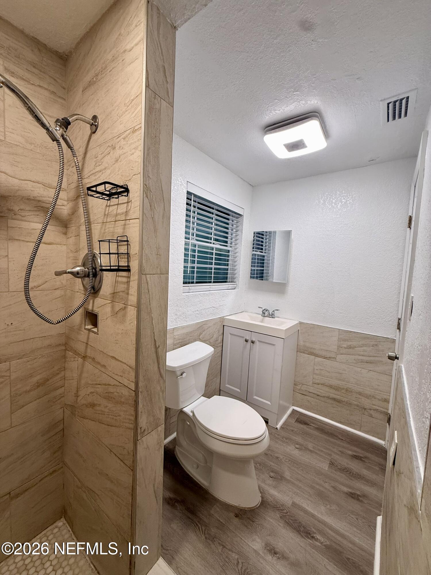 9554 Ridge Boulevard Jacksonville, FL 32208 - Photo 11 of 19 Bathroom