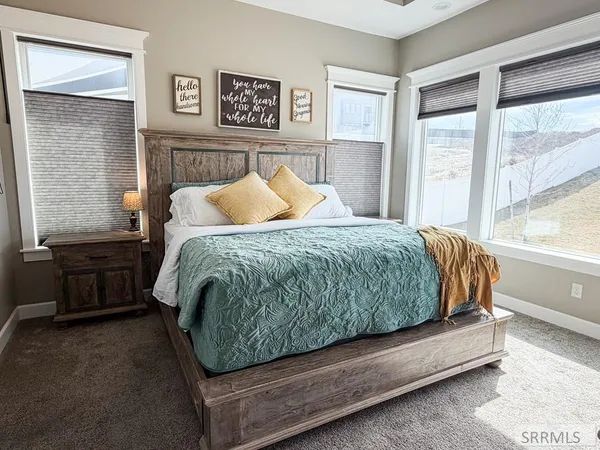 $827,500 | 6560 East Crown Crescent, Ammon, ID 83406