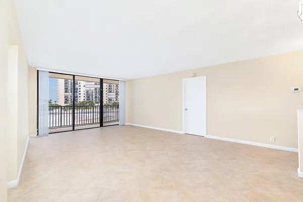 $3,850 | 400 Ocean Trail Way, Unit 203, Jupiter, FL 33477