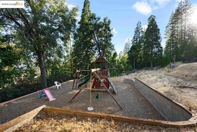 $799,350 | 23955 Cedar Hill, Mi Wuk Village, CA 95346