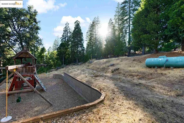 $799,350 | 23955 Cedar Hill, Mi Wuk Village, CA 95346