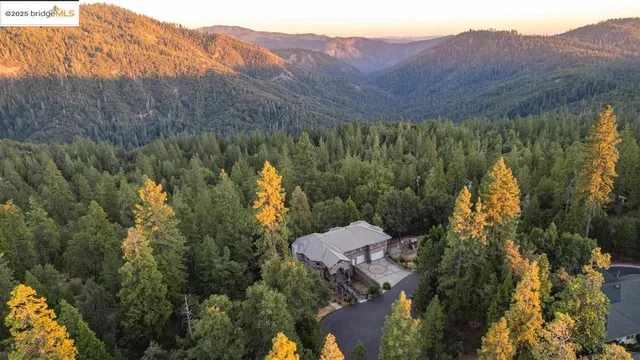 $799,350 | 23955 Cedar Hill, Mi Wuk Village, CA 95346