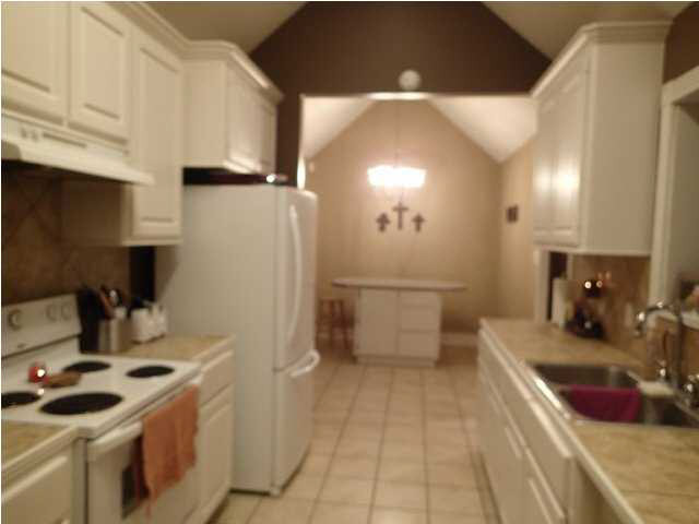 140 Jim Turner Road Mendenhall, MS 39114 - Photo 5 of 9 Another view of the kitchen.