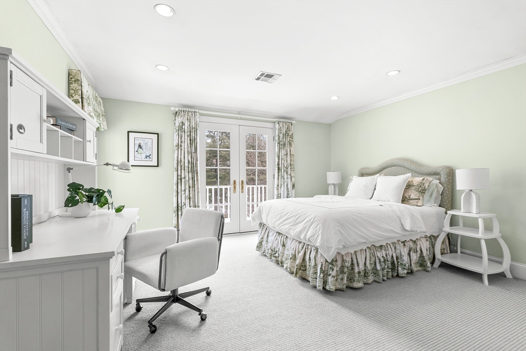 65 Woodcliff Road Wellesley, MA 02481 - Photo 21 of 39