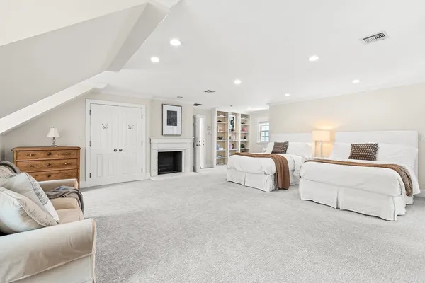 $5,395,000 | 65 Woodcliff Road, Wellesley, MA 02481