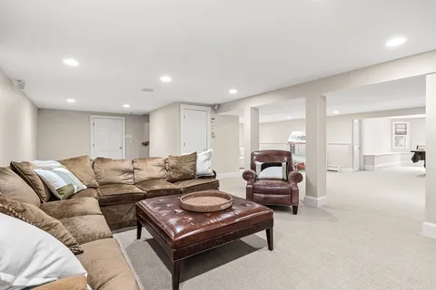 $5,395,000 | 65 Woodcliff Road, Wellesley, MA 02481