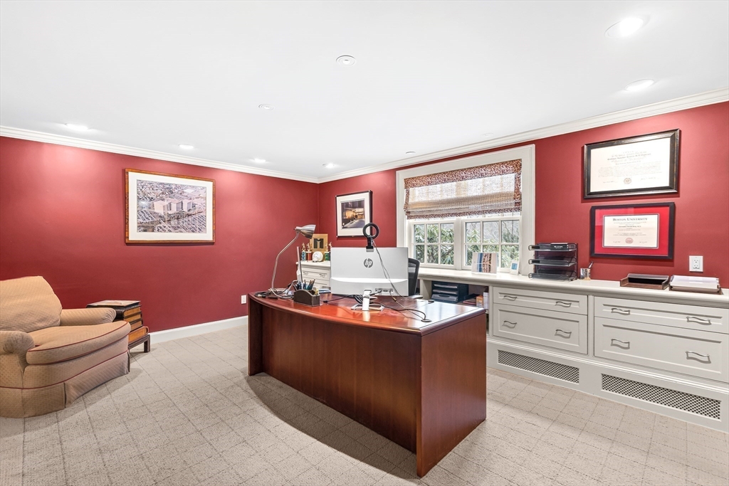 65 Woodcliff Road Wellesley, MA 02481 - Photo 38 of 40