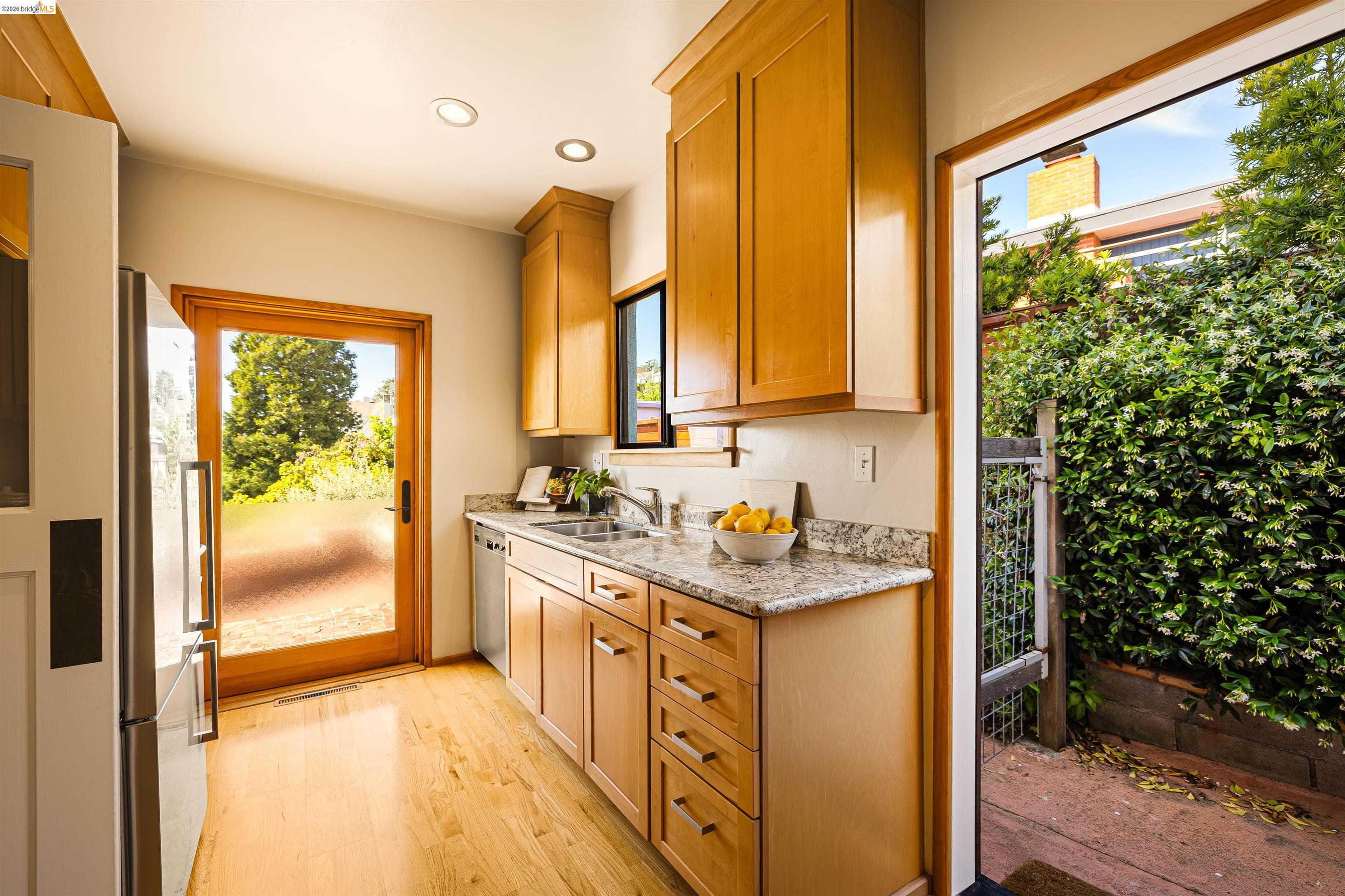 64 Colorado Avenue Berkeley, CA 94707 - Photo 26 of 93