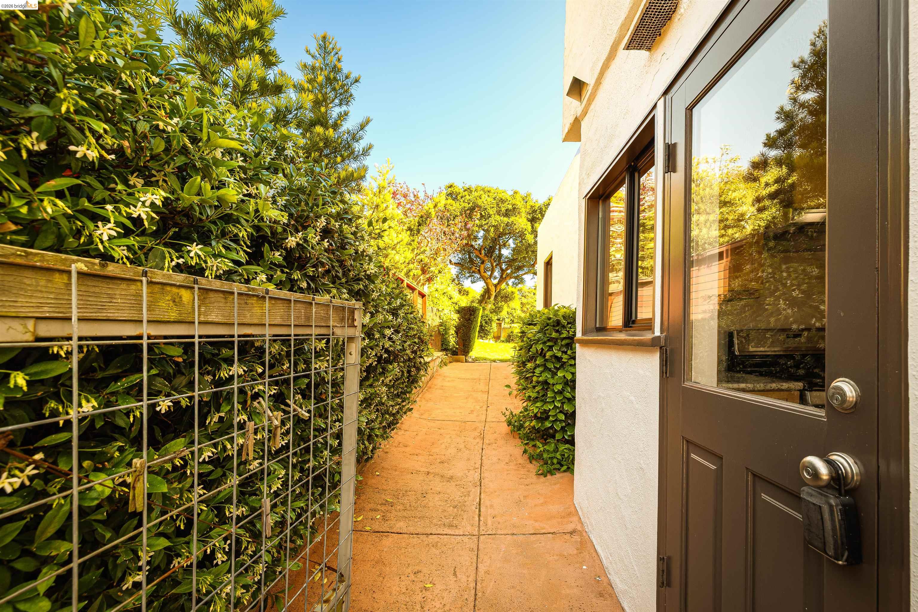 64 Colorado Avenue Berkeley, CA 94707 - Photo 61 of 93
