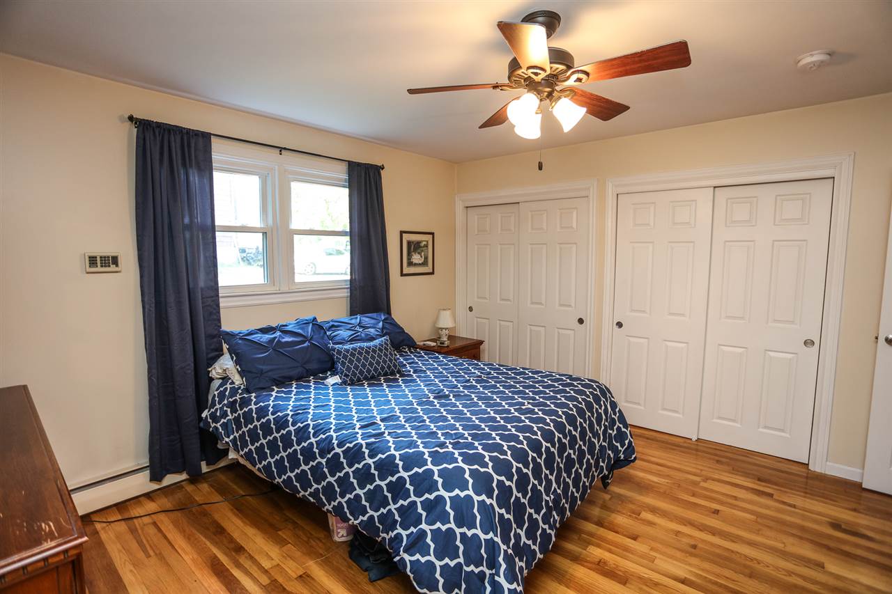 2087 River Road Manchester, NH 03104 - Photo 9 of 23