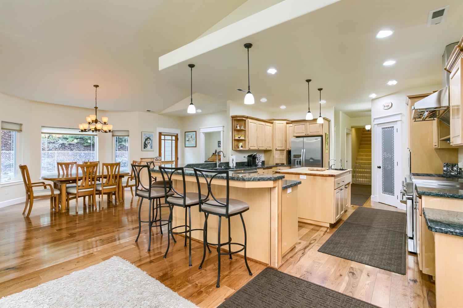 446 Riverbanks Road Grants Pass, OR 97527 - Photo 11 of 34 Additional Photo