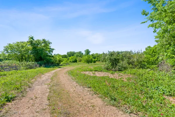 $1,850,000 | 665 Sh 230 Loop, Smithville, TX 78957