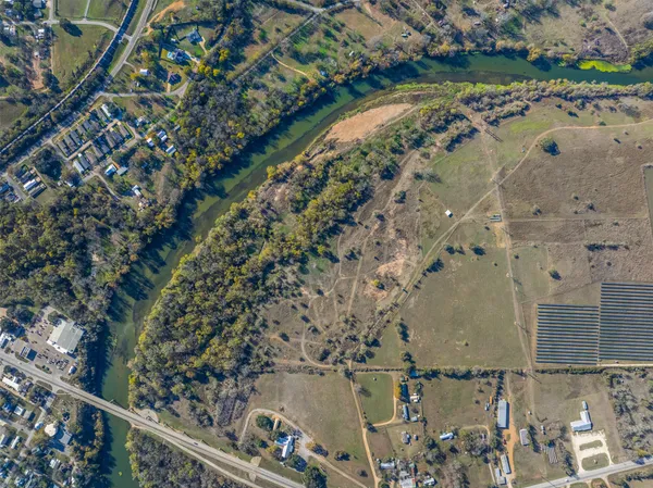 $1,850,000 | 665 Sh 230 Loop, Smithville, TX 78957