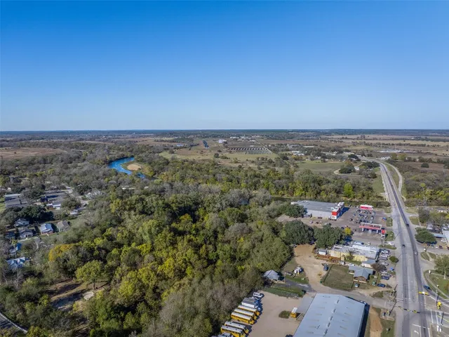 $1,850,000 | 665 Sh 230 Loop, Smithville, TX 78957