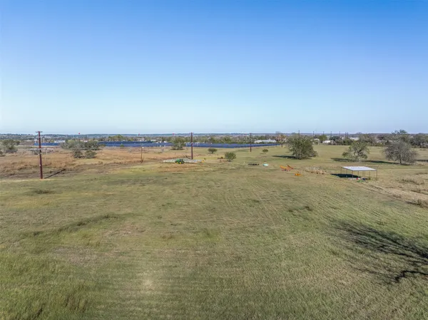 $1,850,000 | 665 Sh 230 Loop, Smithville, TX 78957