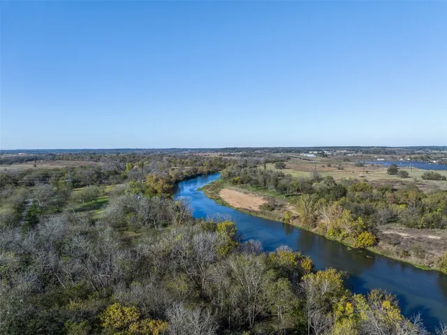 $1,850,000 | 665 Sh 230 Loop, Smithville, TX 78957