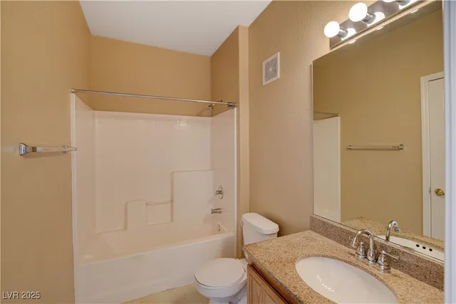 $1,600 | 9975 Peace Way, Unit 2025, Las Vegas, NV 89147