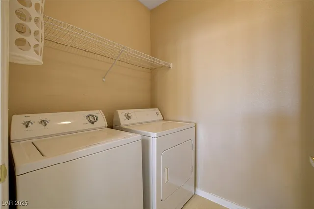 $1,600 | 9975 Peace Way, Unit 2025, Las Vegas, NV 89147