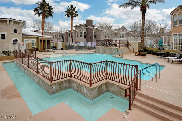 $1,600 | 9975 Peace Way, Unit 2025, Las Vegas, NV 89147