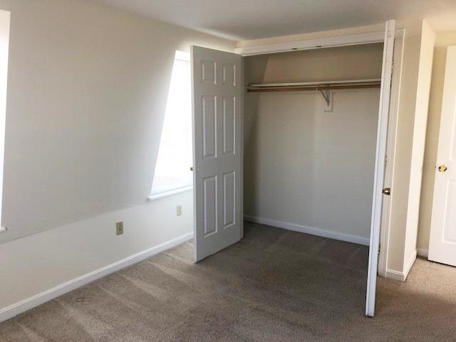 4 Martin Street, Unit 13 Derry, NH 03038 - Photo 16 of 32