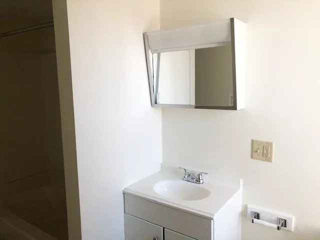 $1,773 | 4 Martin Street, Unit 13, Derry, NH 03038