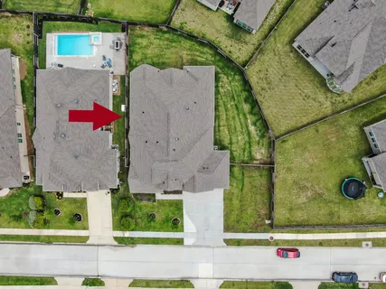 $575,000 | 32335 Noble Crk Drive, Conroe, TX 77385