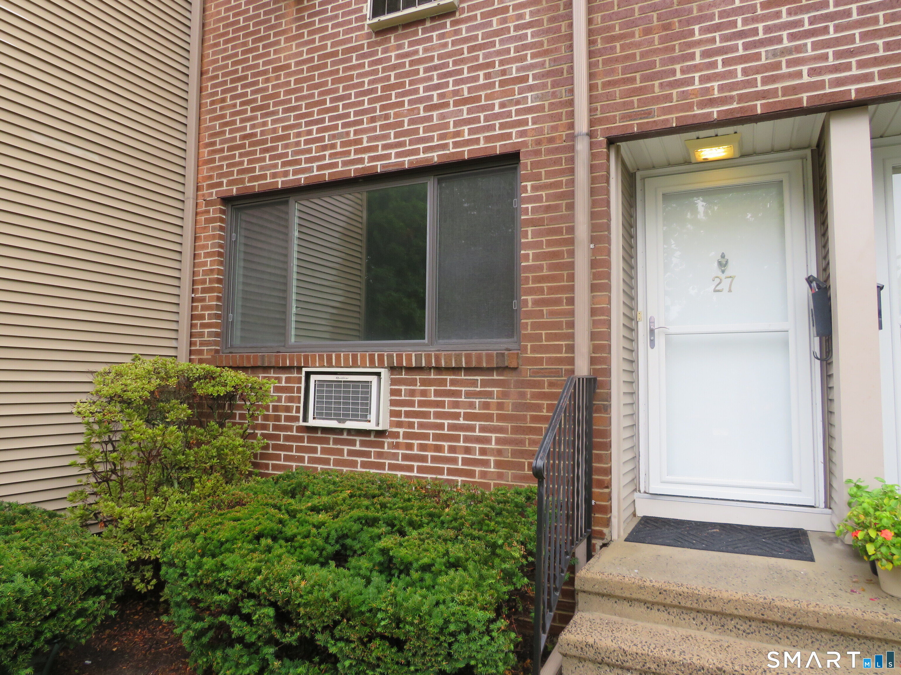 168 Belltown Road, Unit C7 Stamford, CT 06905 - Photo 2 of 16