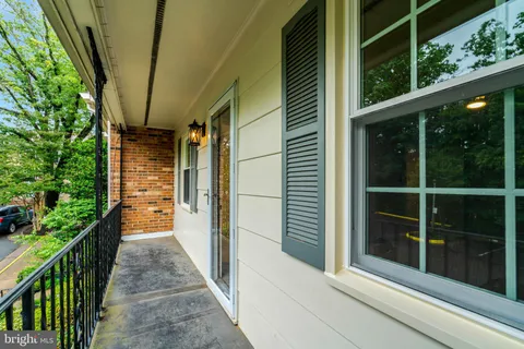$750,000 | 6402 Seven Oaks Court, Falls Church, VA 22042