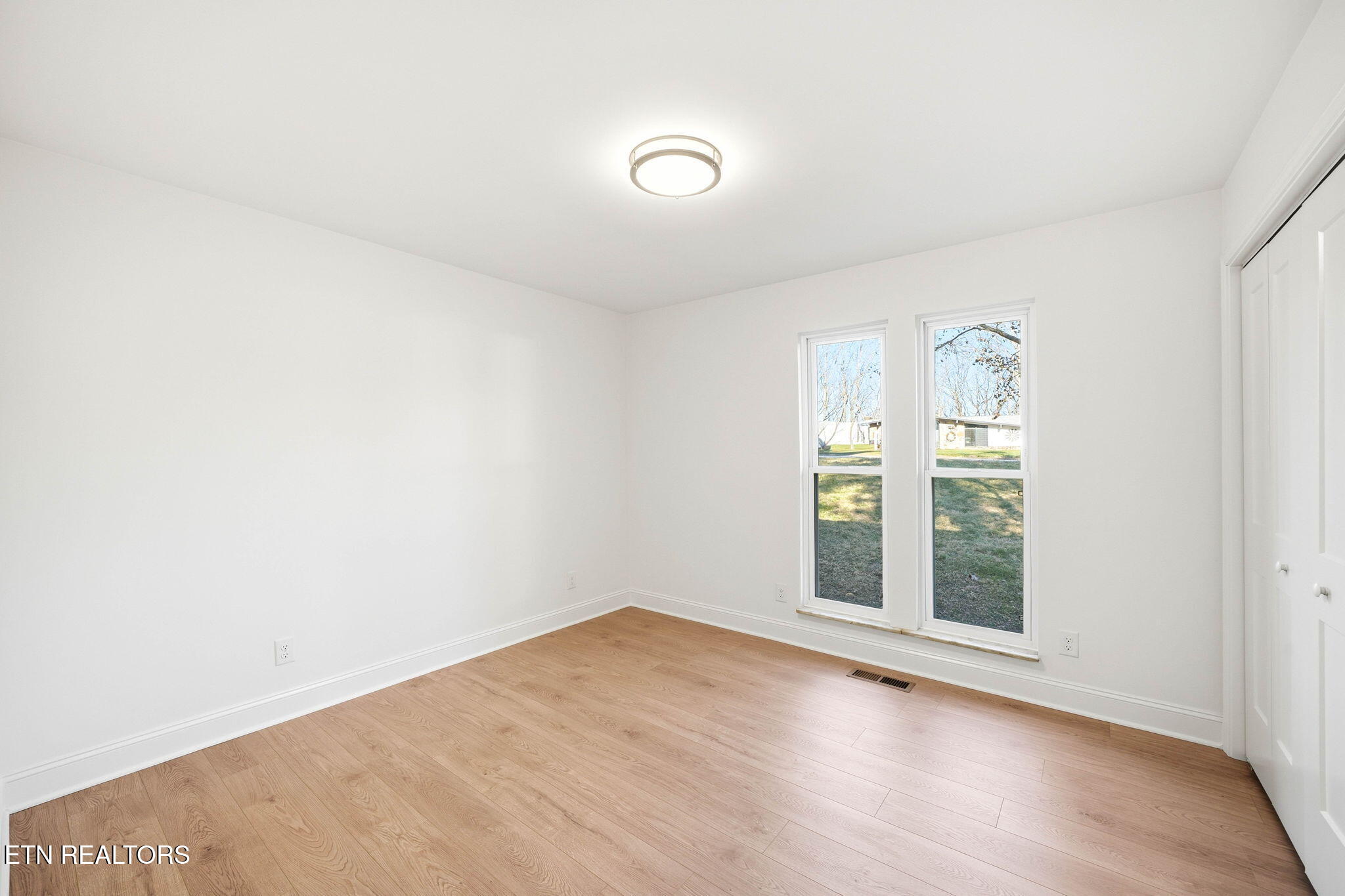 1057 West Outer Drive Oak Ridge, TN 37830 - Photo 14 of 47 bedroom 2