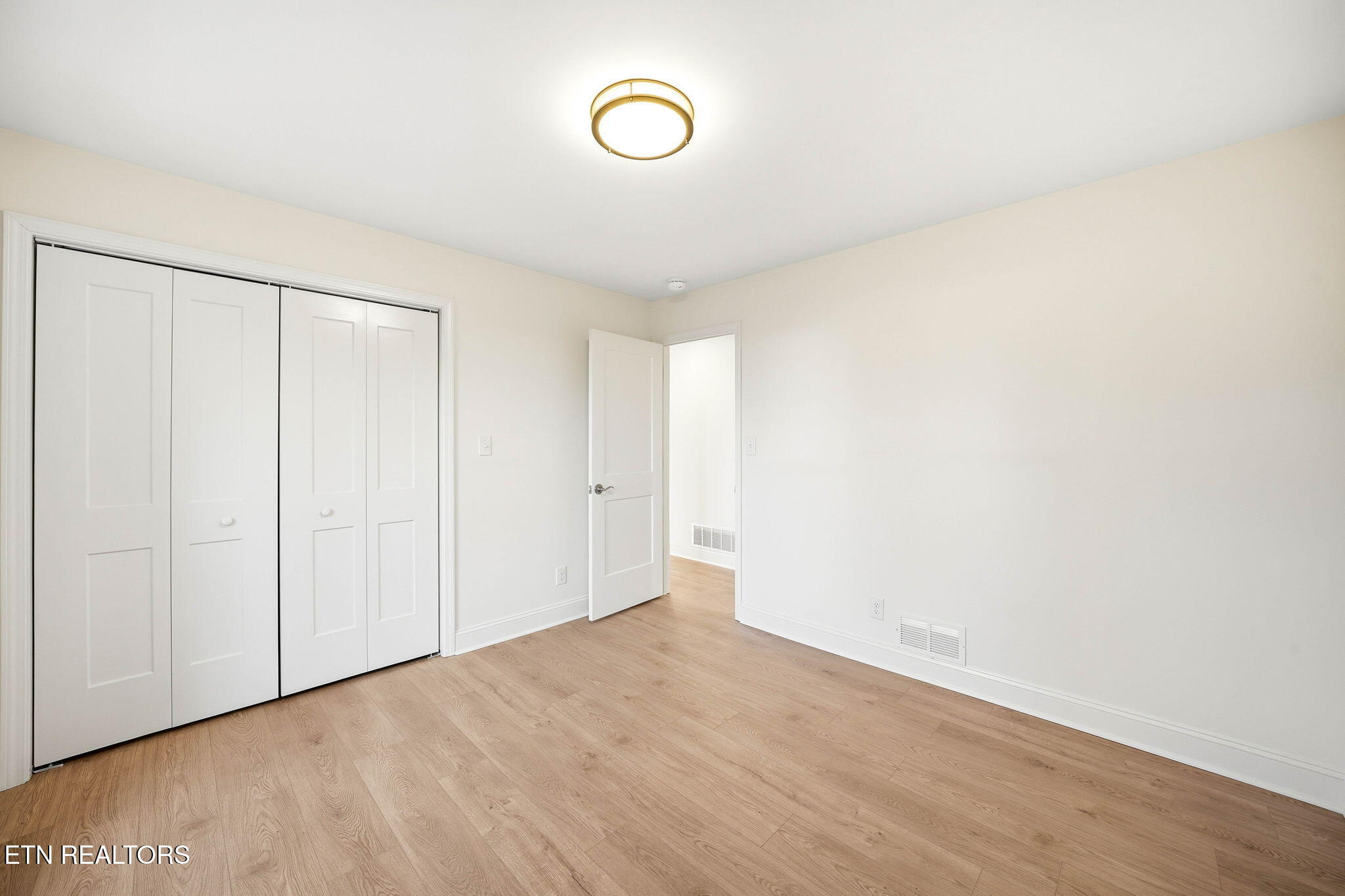 1057 West Outer Drive Oak Ridge, TN 37830 - Photo 16 of 47 bedroom 2