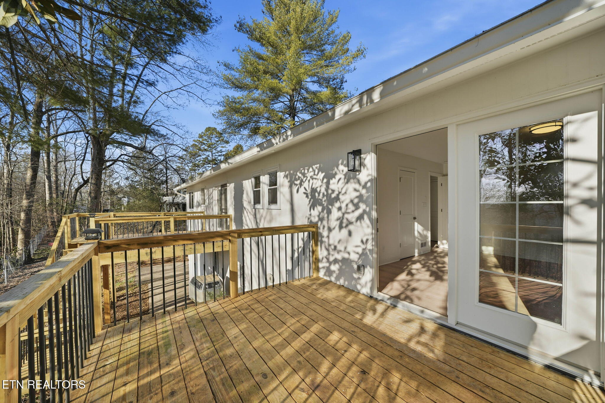 1057 West Outer Drive Oak Ridge, TN 37830 - Photo 41 of 47 deck off primary suite