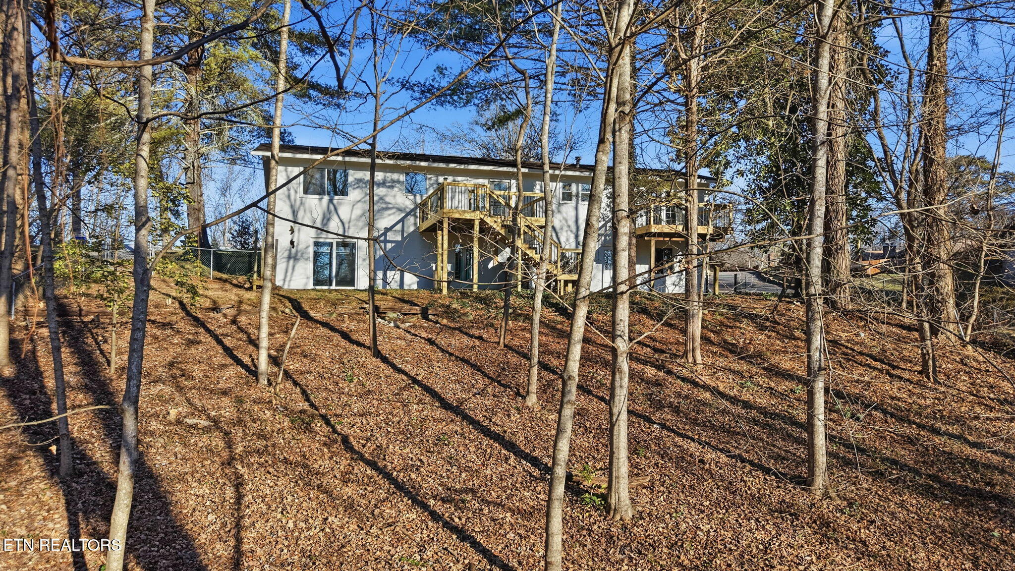 1057 West Outer Drive Oak Ridge, TN 37830 - Photo 46 of 47 back view