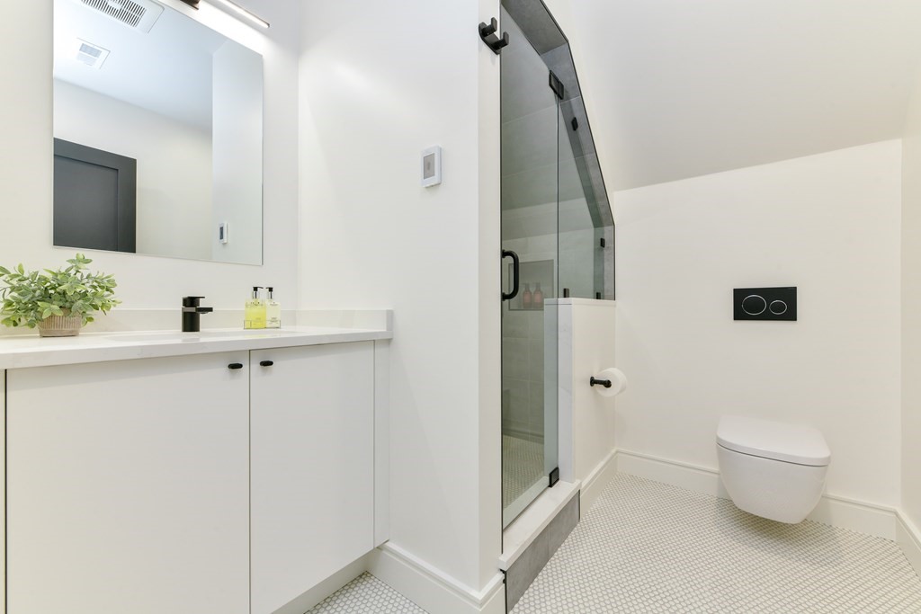 261 Upland Road Cambridge, MA 02138 - Photo 25 of 38