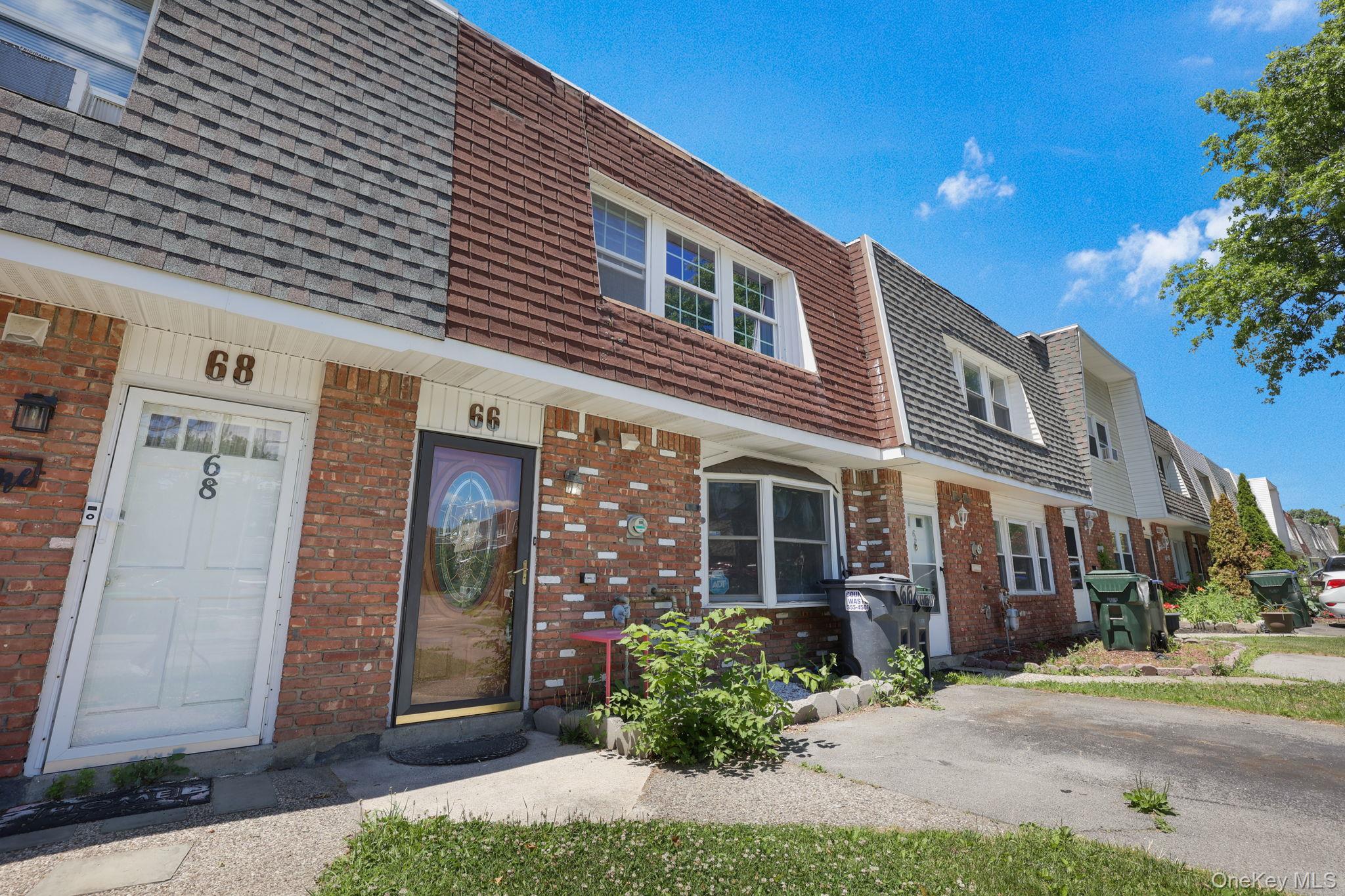 66 Patio Road Middletown, NY 10941 - Photo 3 of 19
