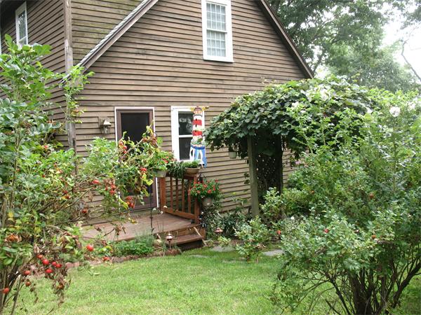 40 Pickering Road Blackstone, MA 01504 - Photo 16 of 17 Gallery Image 16