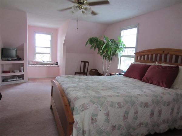40 Pickering Road Blackstone, MA 01504 - Photo 5 of 17 Gallery Image 5