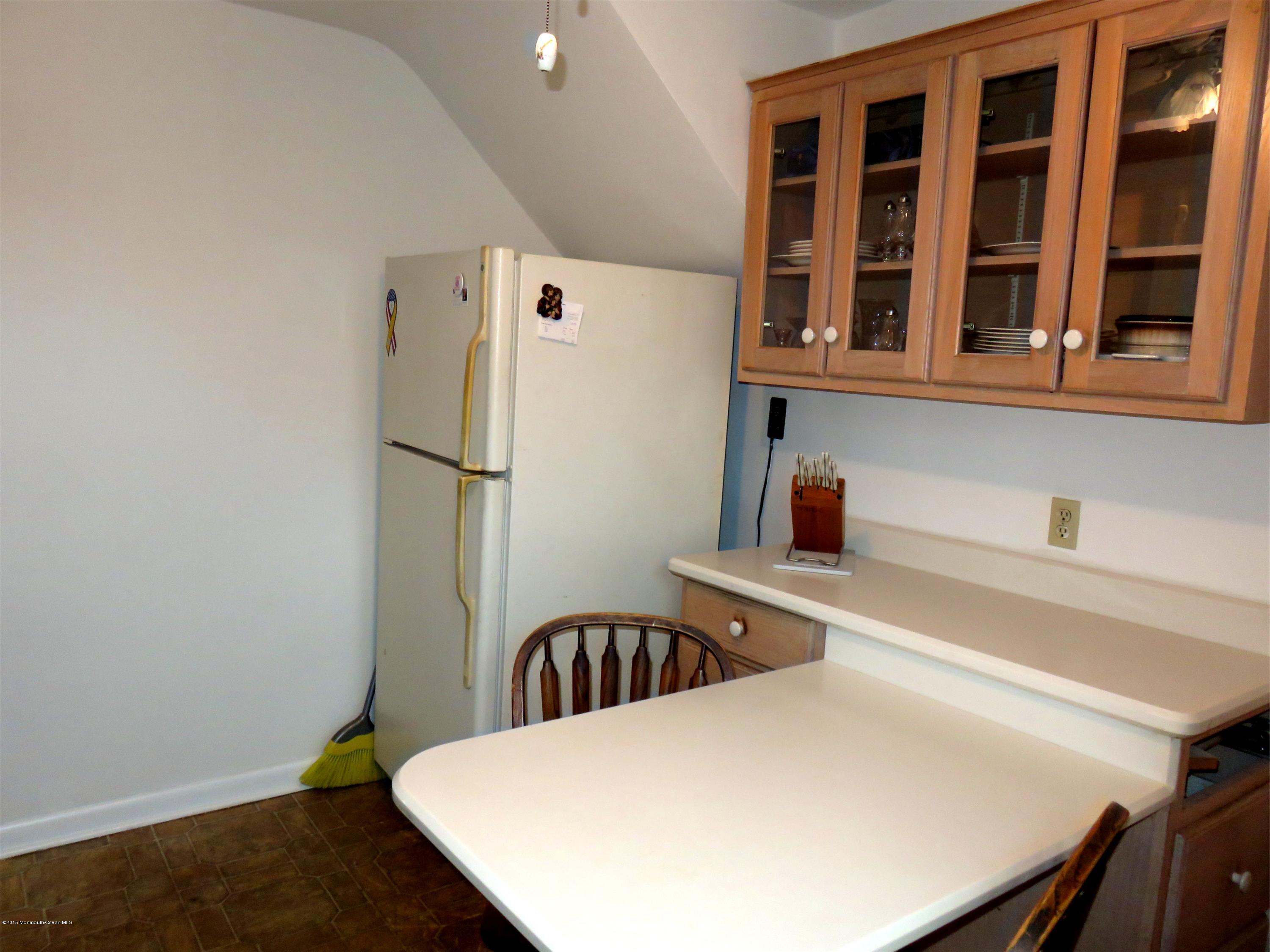 30 Pinckney Road, Unit B Red Bank, NJ 07701 - Photo 17 of 30 IMG_0689