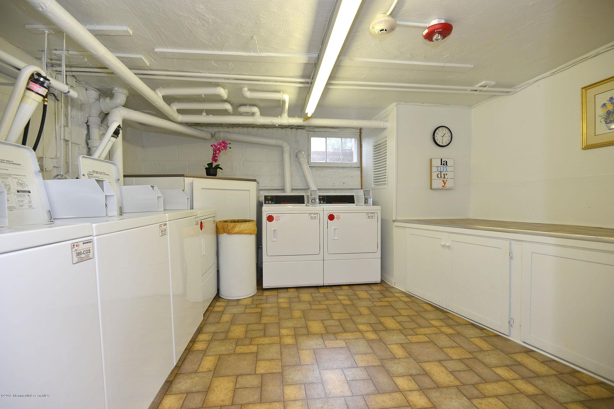 30 Pinckney Road, Unit B Red Bank, NJ 07701 - Photo 24 of 30 LAUNDRY 2