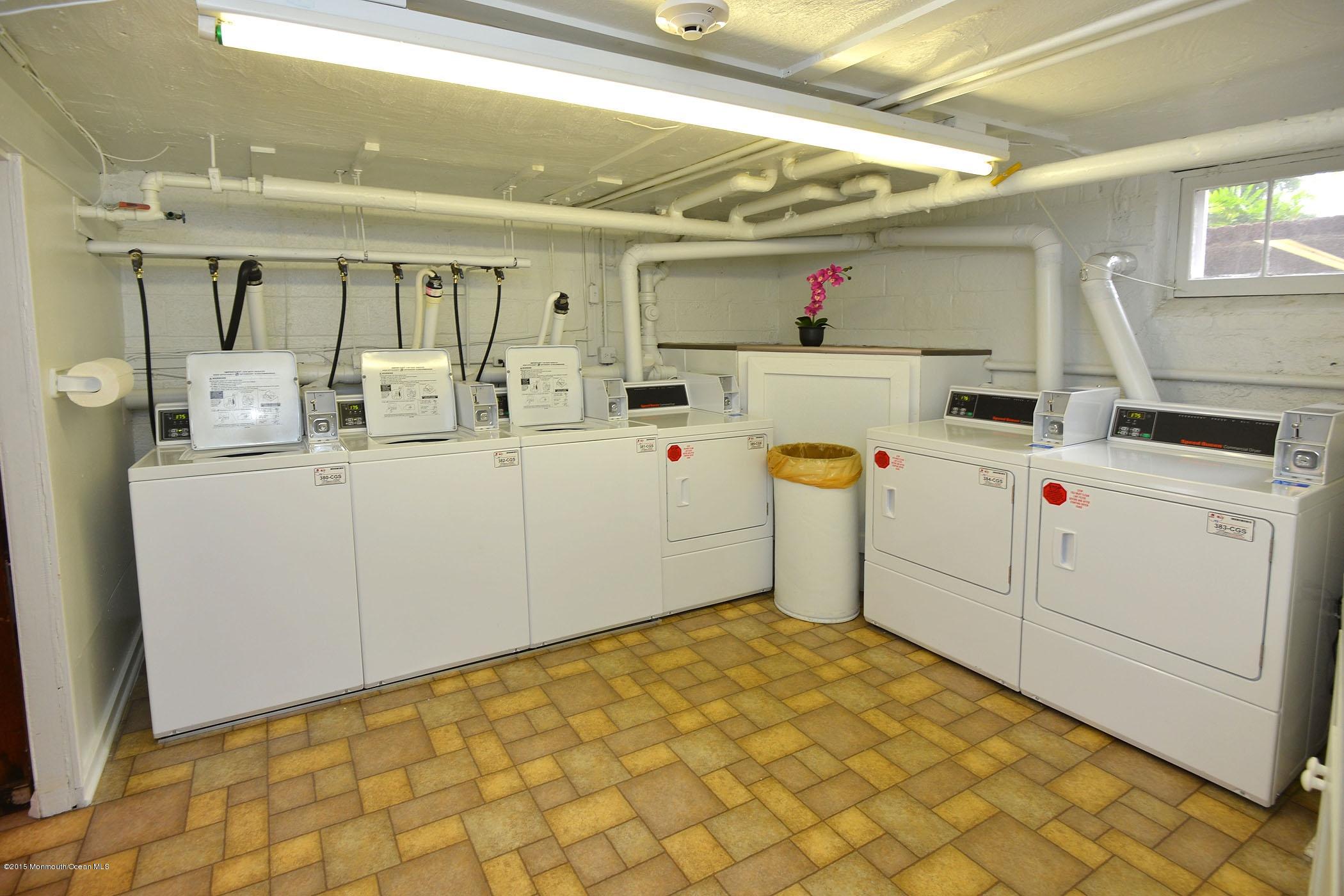 30 Pinckney Road, Unit B Red Bank, NJ 07701 - Photo 25 of 30 LAUNDRY