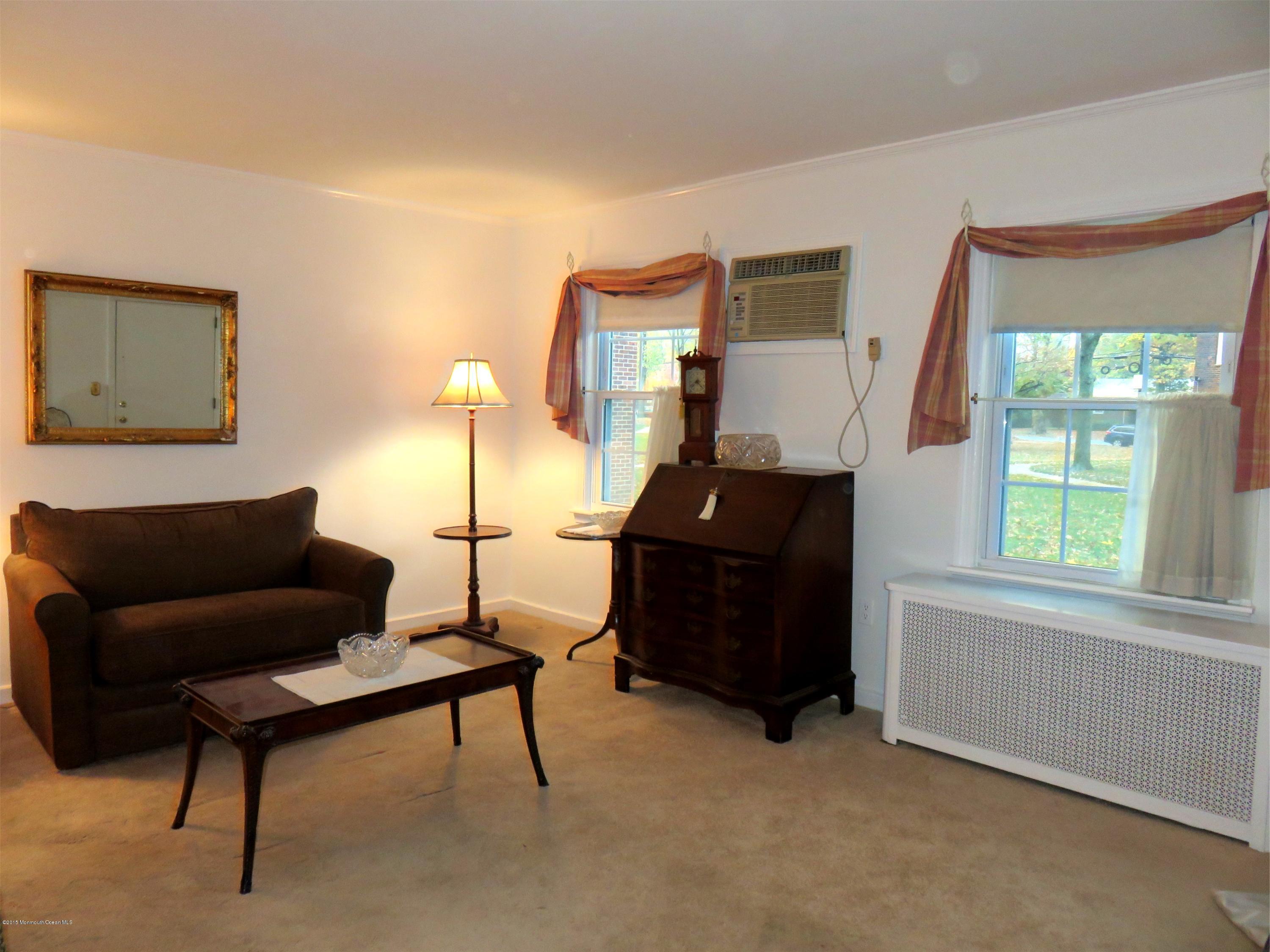 30 Pinckney Road, Unit B Red Bank, NJ 07701 - Photo 5 of 30 IMG_0679